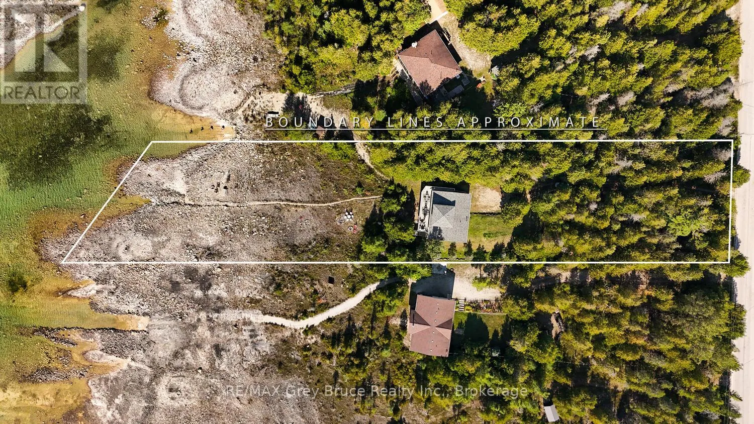 952 DORCAS BAY ROAD