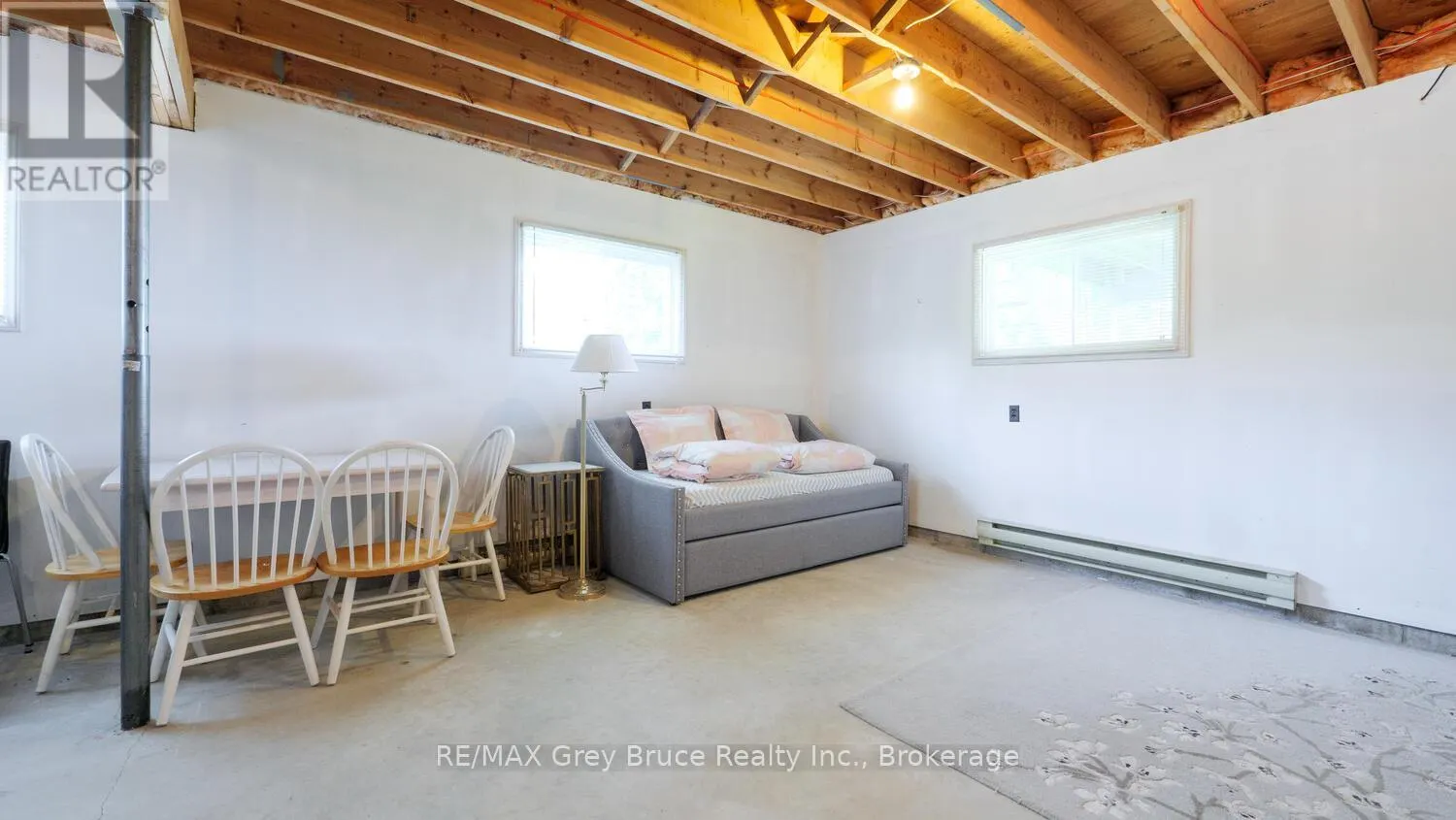 952 DORCAS BAY ROAD