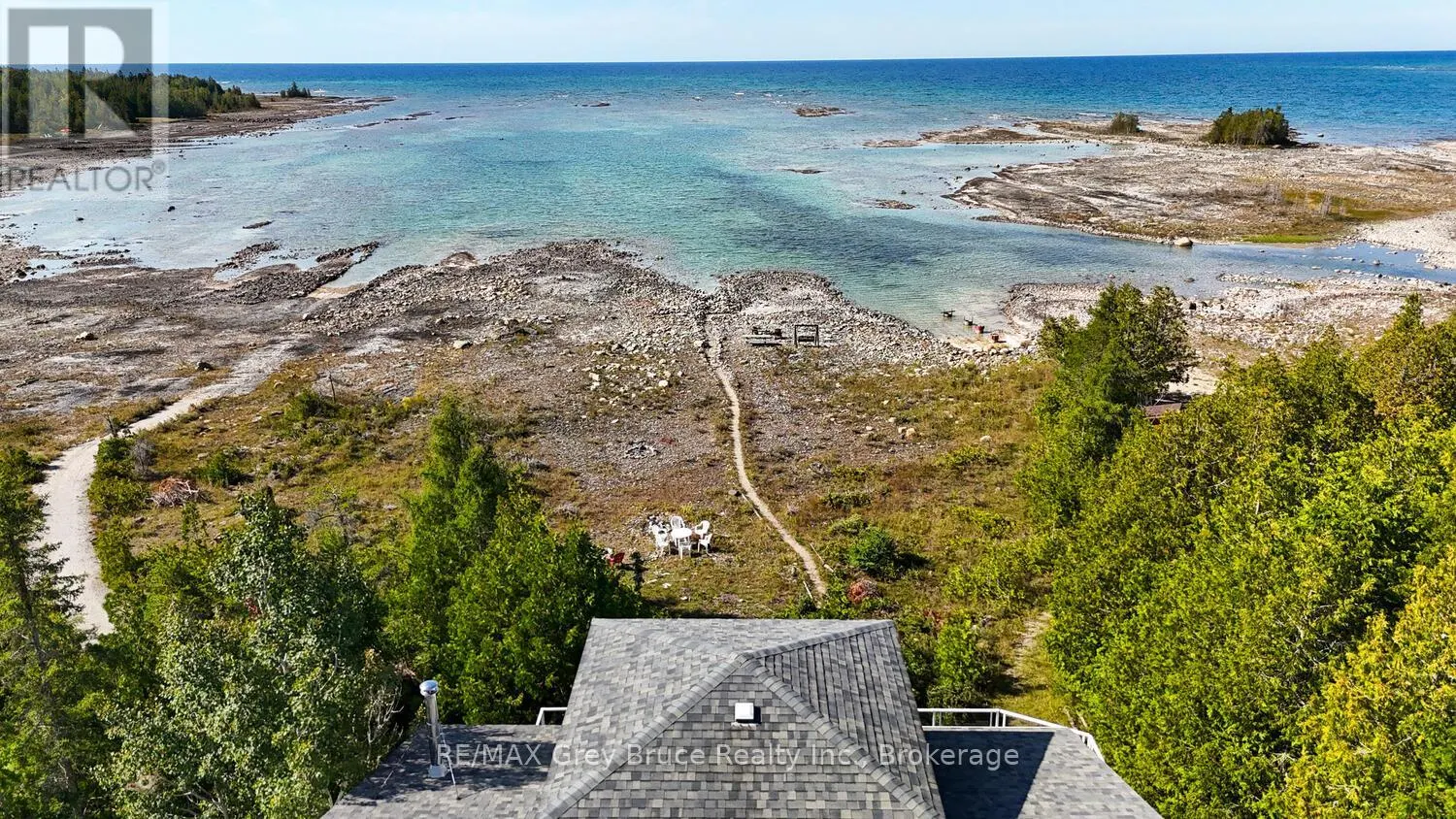 952 DORCAS BAY ROAD