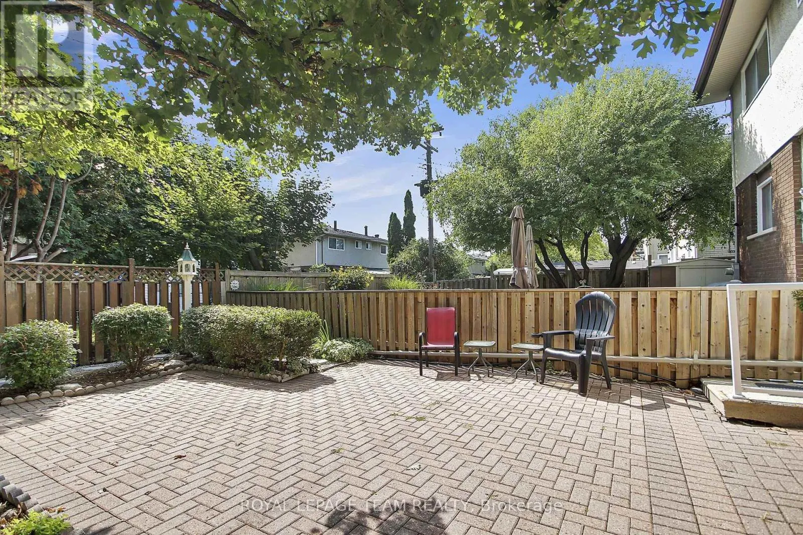 962 DYNES ROAD