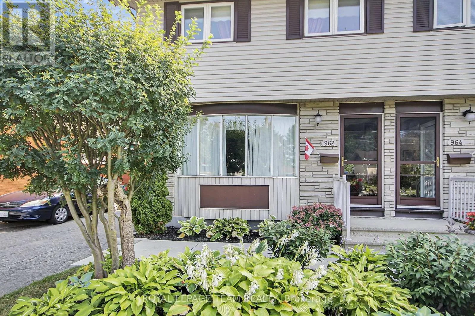 962 DYNES ROAD