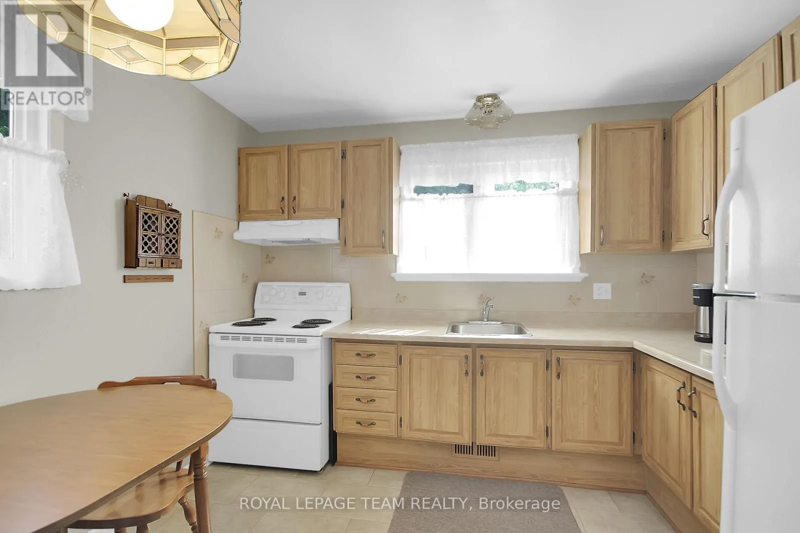 962 DYNES ROAD