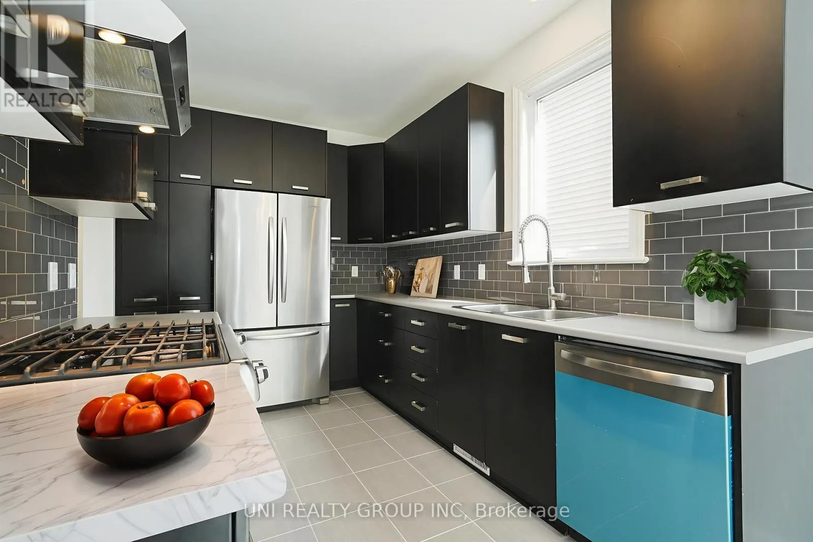 180 HIGHBURY PARK DRIVE