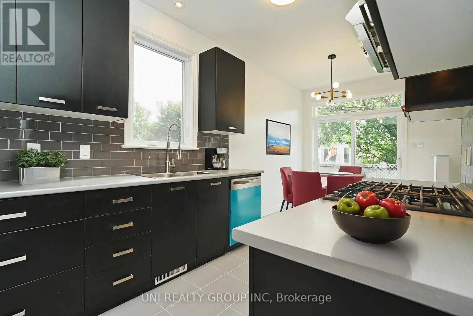 180 HIGHBURY PARK DRIVE