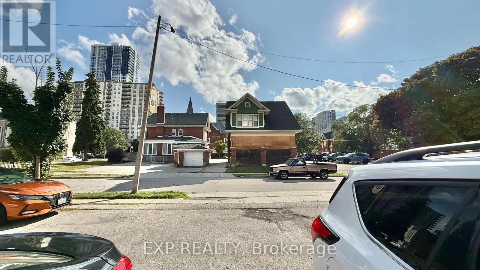 74 QUEEN STREET N
