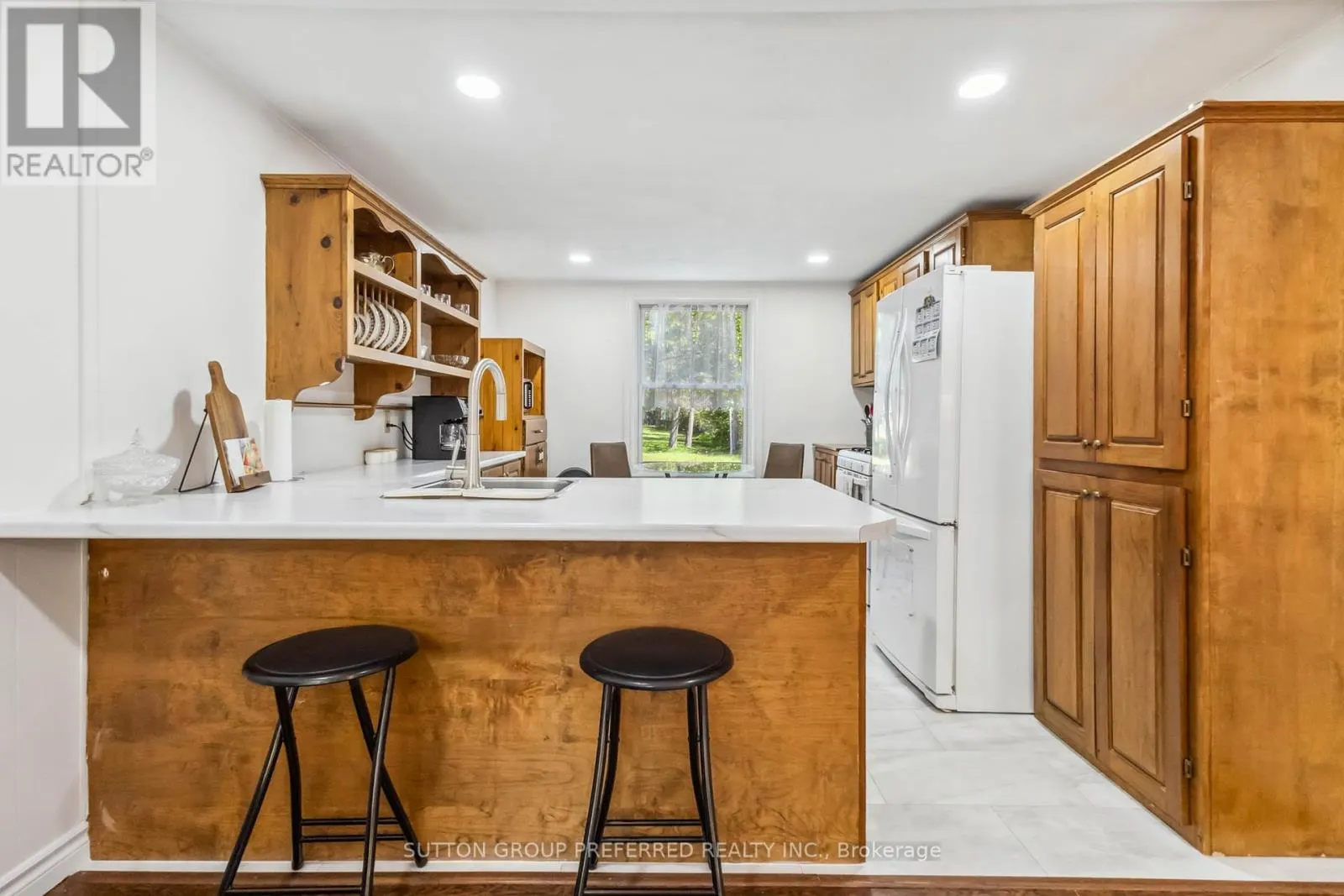 52 STUYVESANT PLACE