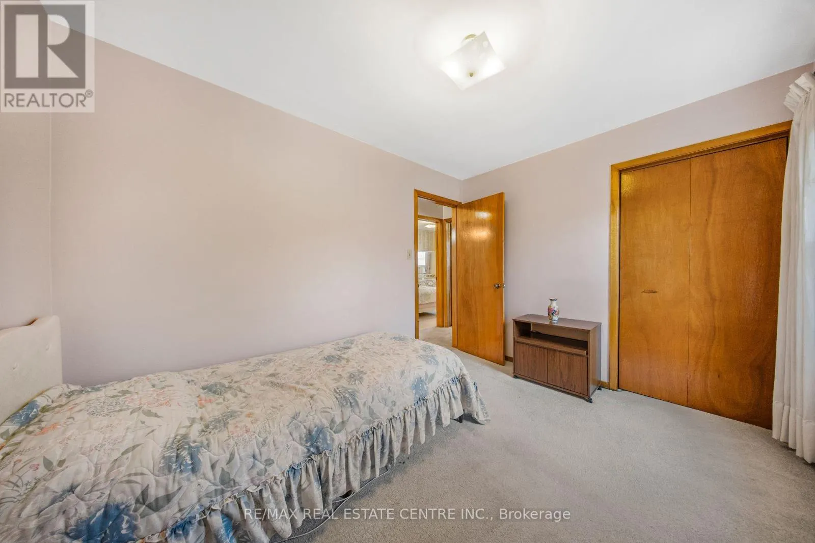 103 FOREST HILL CRESCENT