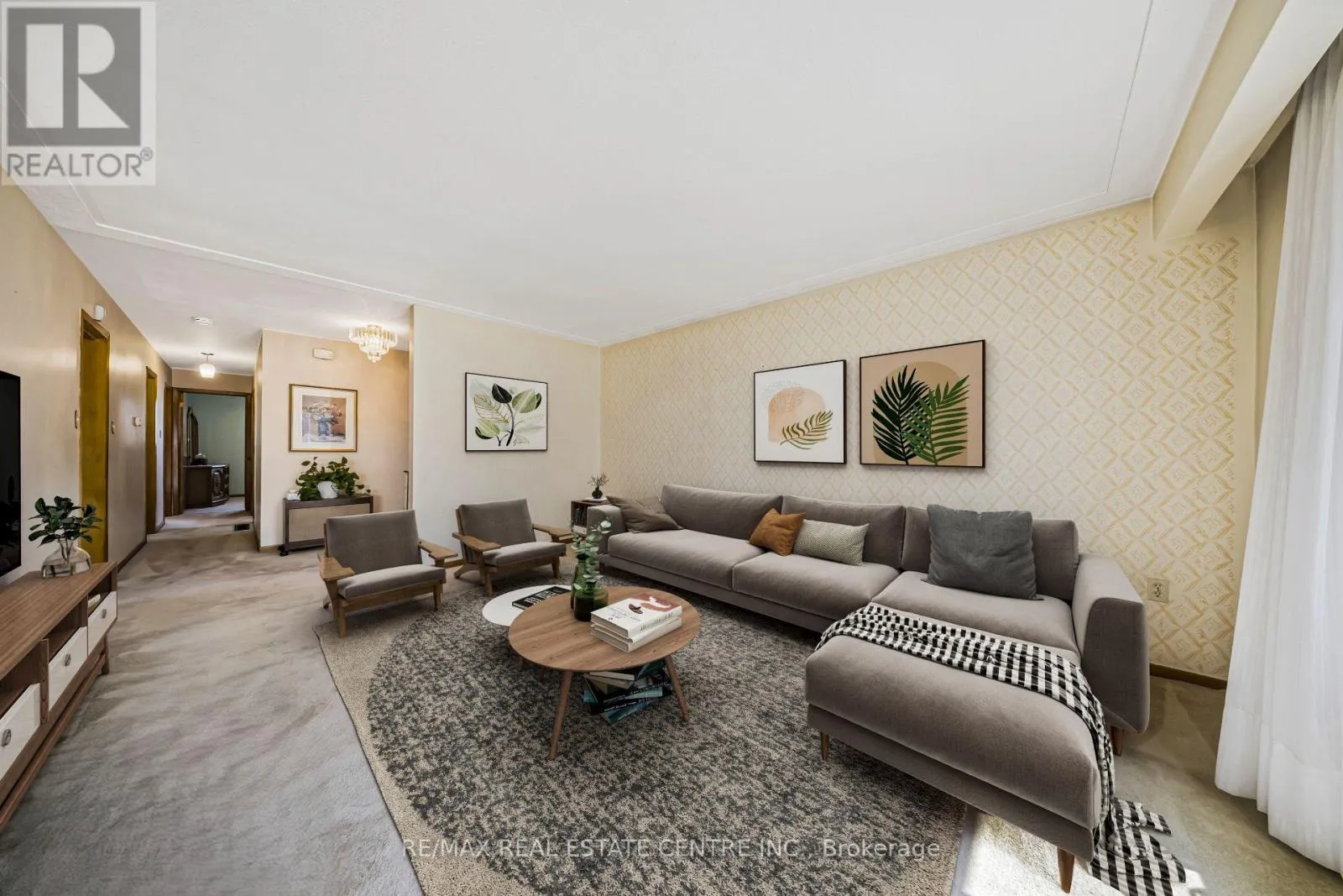 103 FOREST HILL CRESCENT