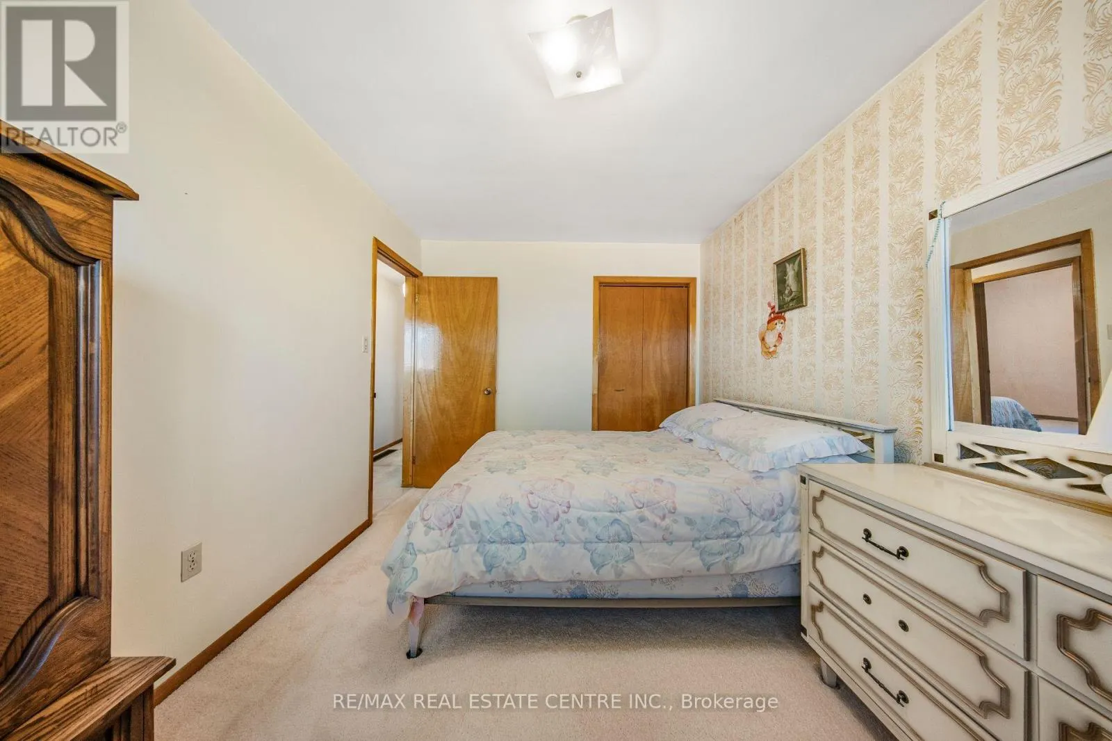 103 FOREST HILL CRESCENT
