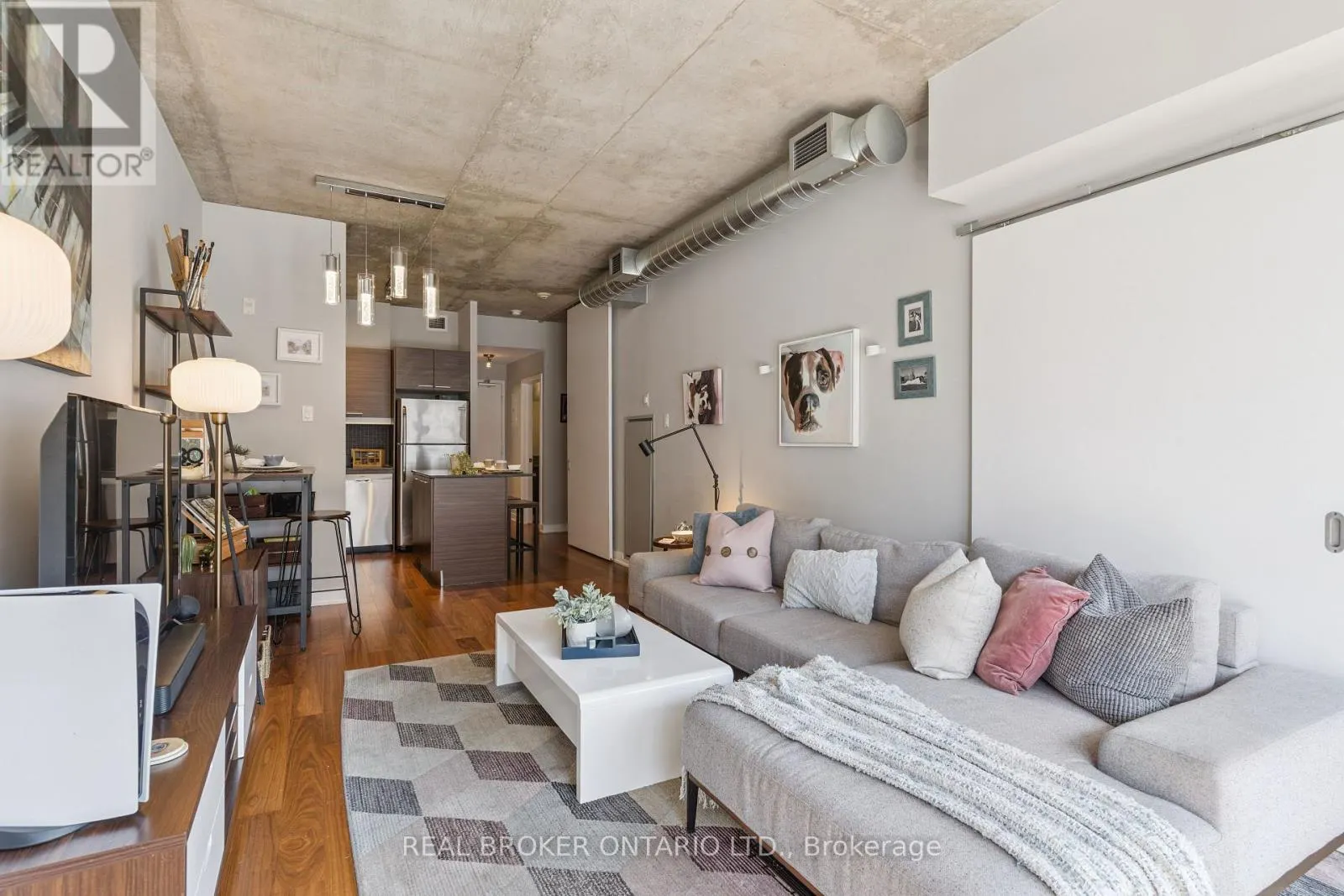 623 - 349 MCLEOD STREET