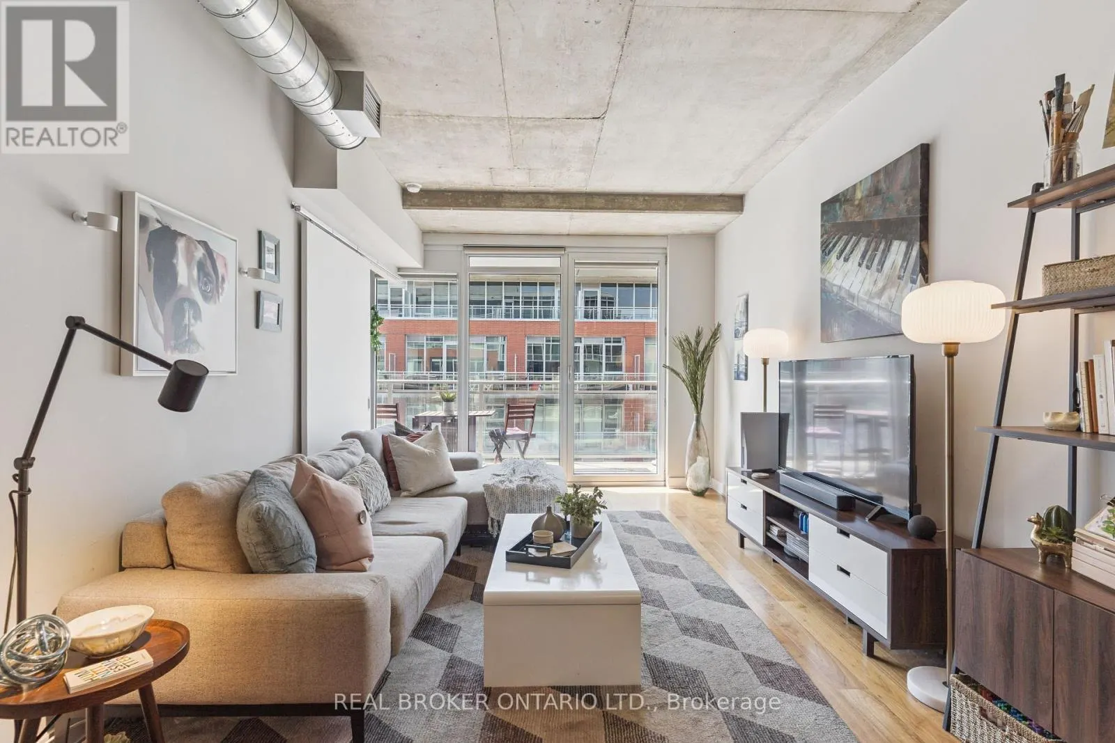623 - 349 MCLEOD STREET