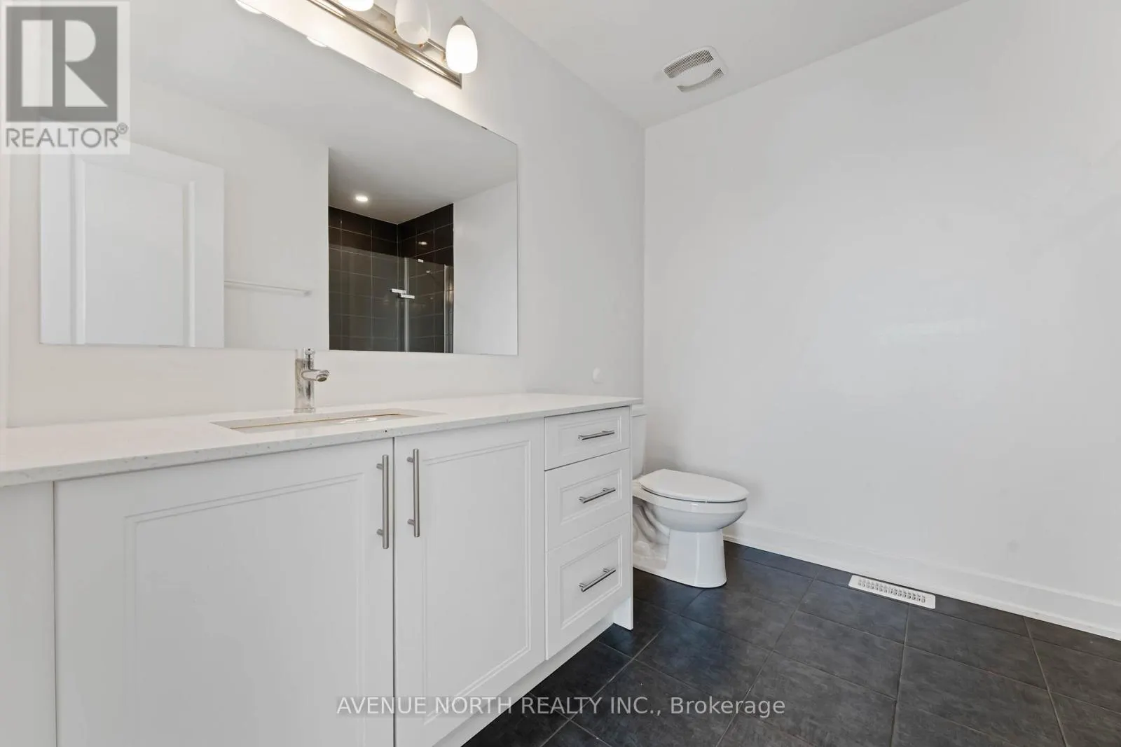 870 ANCIANO CRESCENT