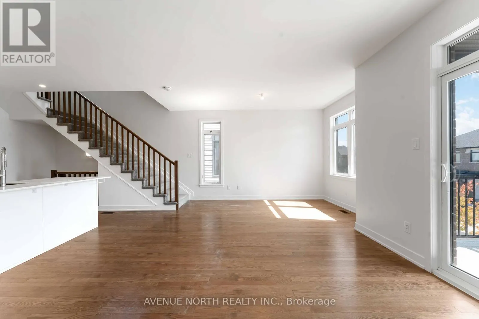 870 ANCIANO CRESCENT