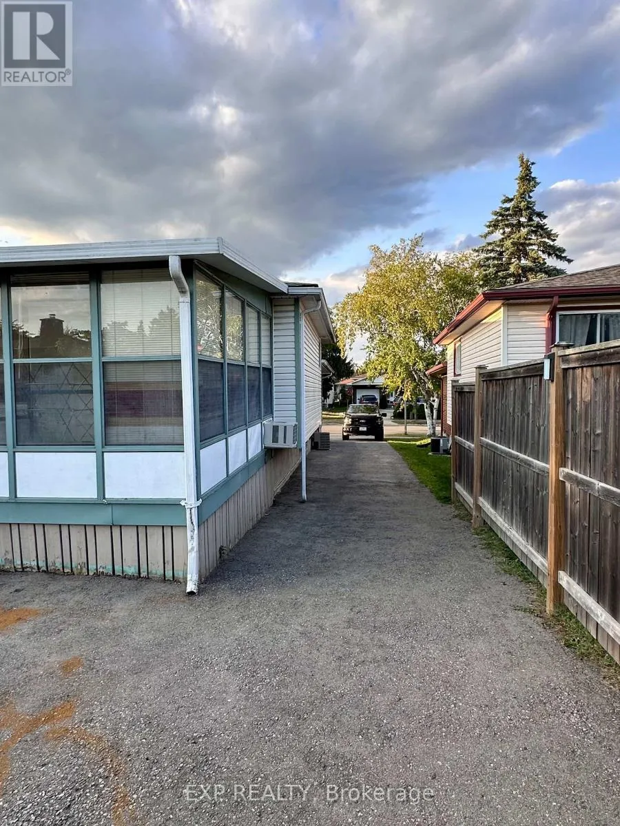 981 JALNA BOULEVARD