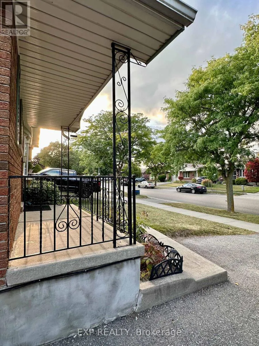 981 JALNA BOULEVARD