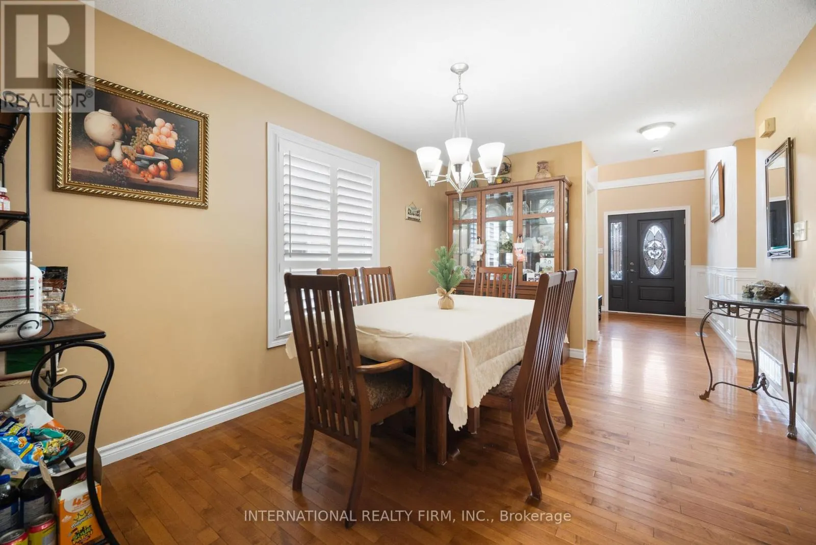 1055 CROSSCREEK CRESCENT