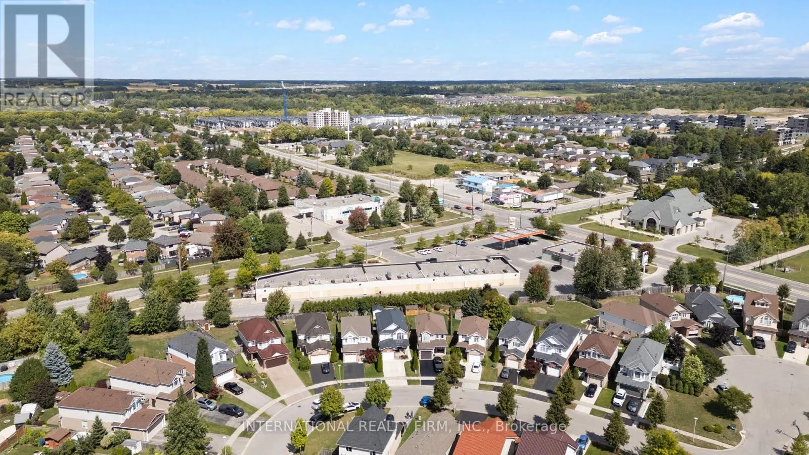1055 CROSSCREEK CRESCENT