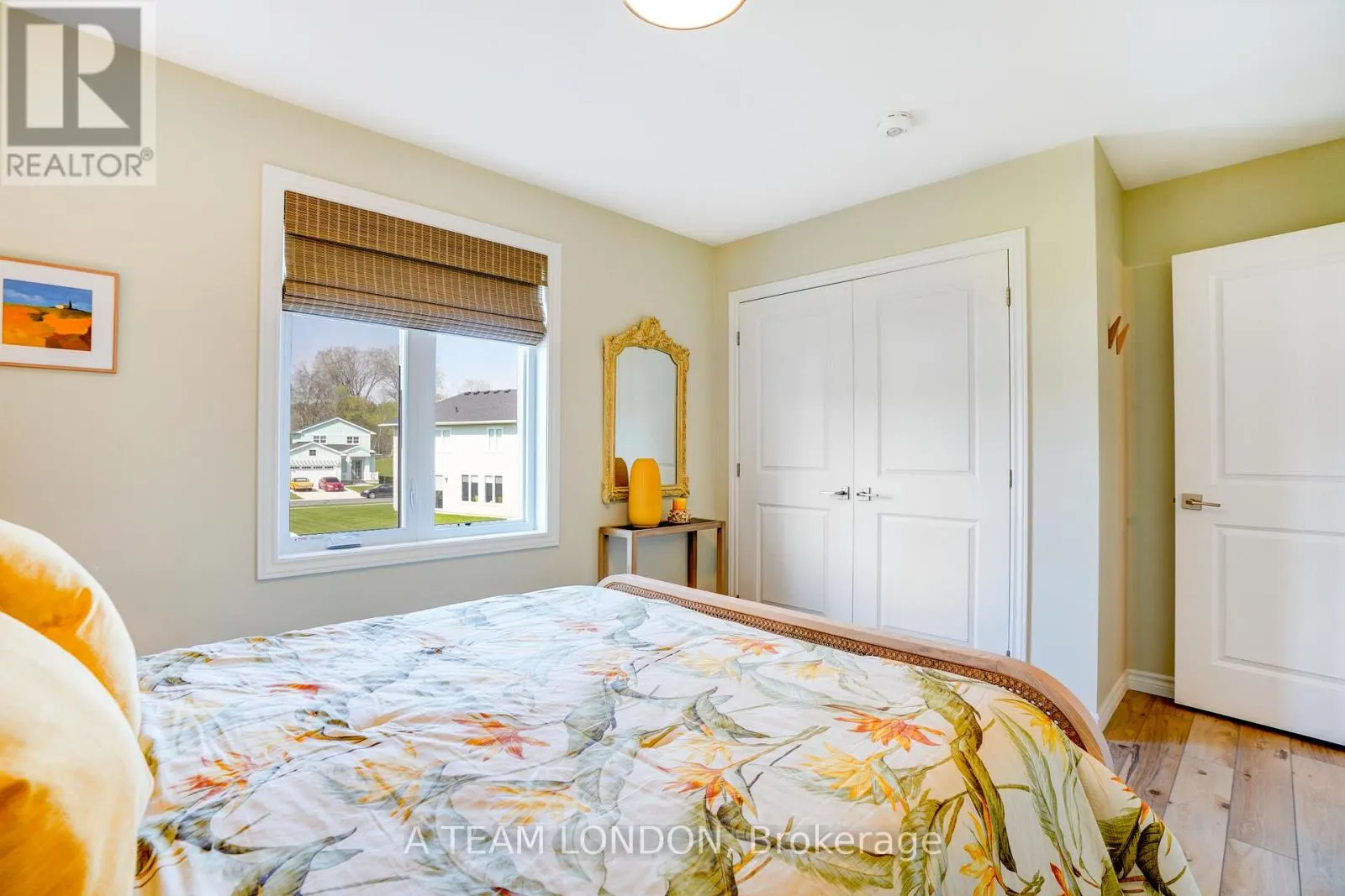35 REGATTA WAY