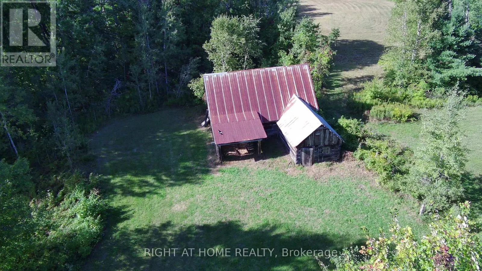 326 CALABOGIE ROAD