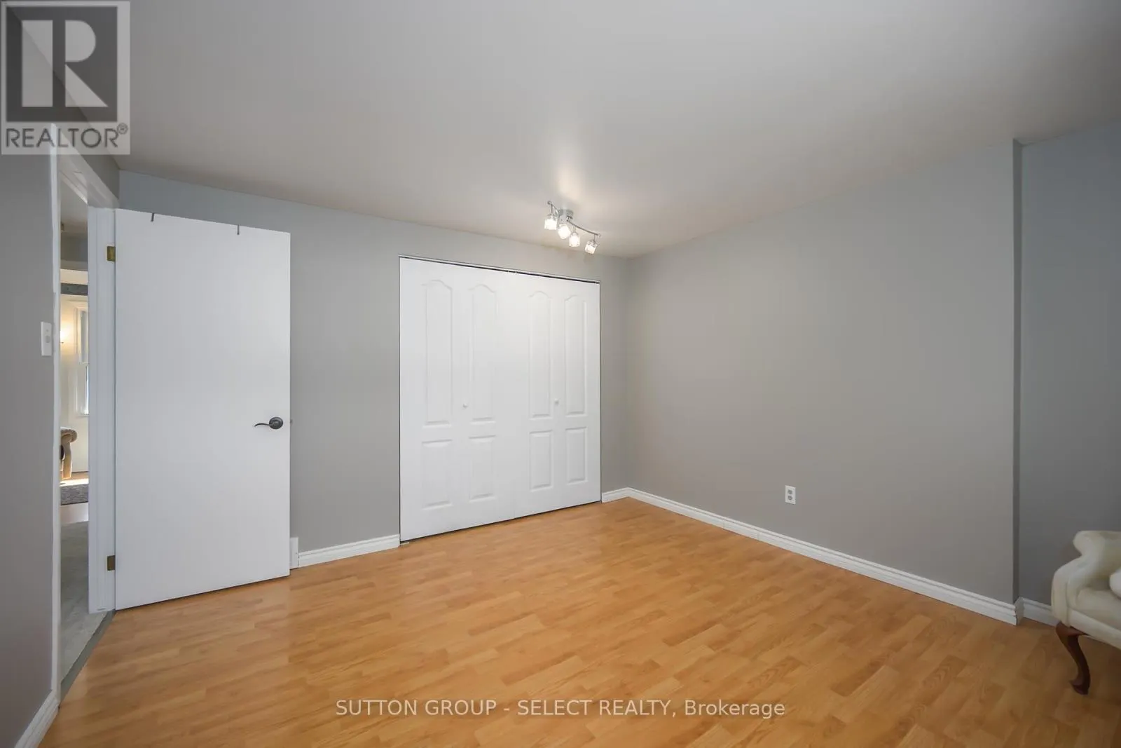 96 ELVIRA CRESCENT
