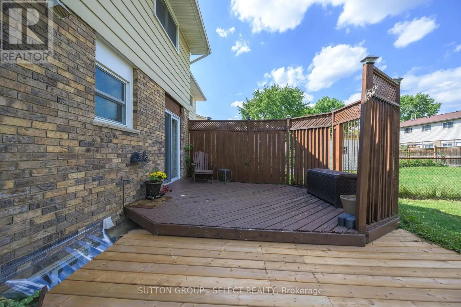 96 ELVIRA CRESCENT