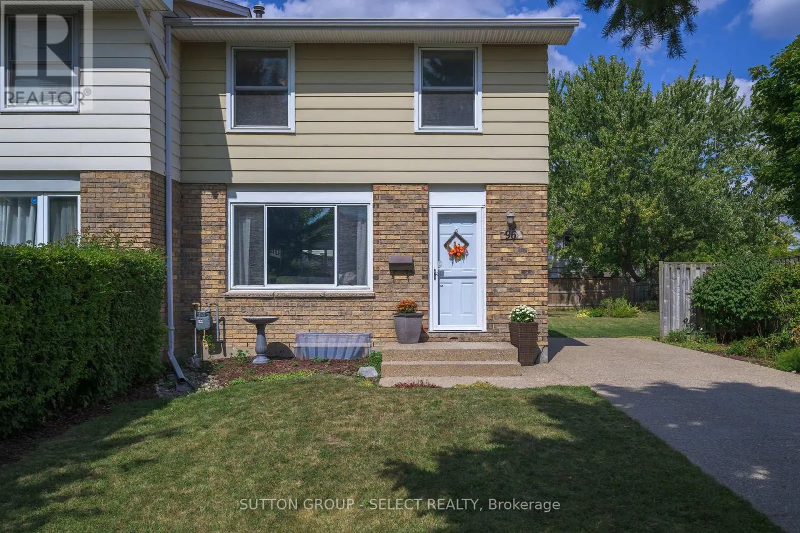 96 ELVIRA CRESCENT