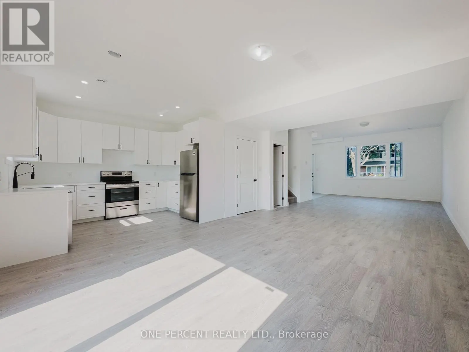 53 LAKEVIEW AVENUE