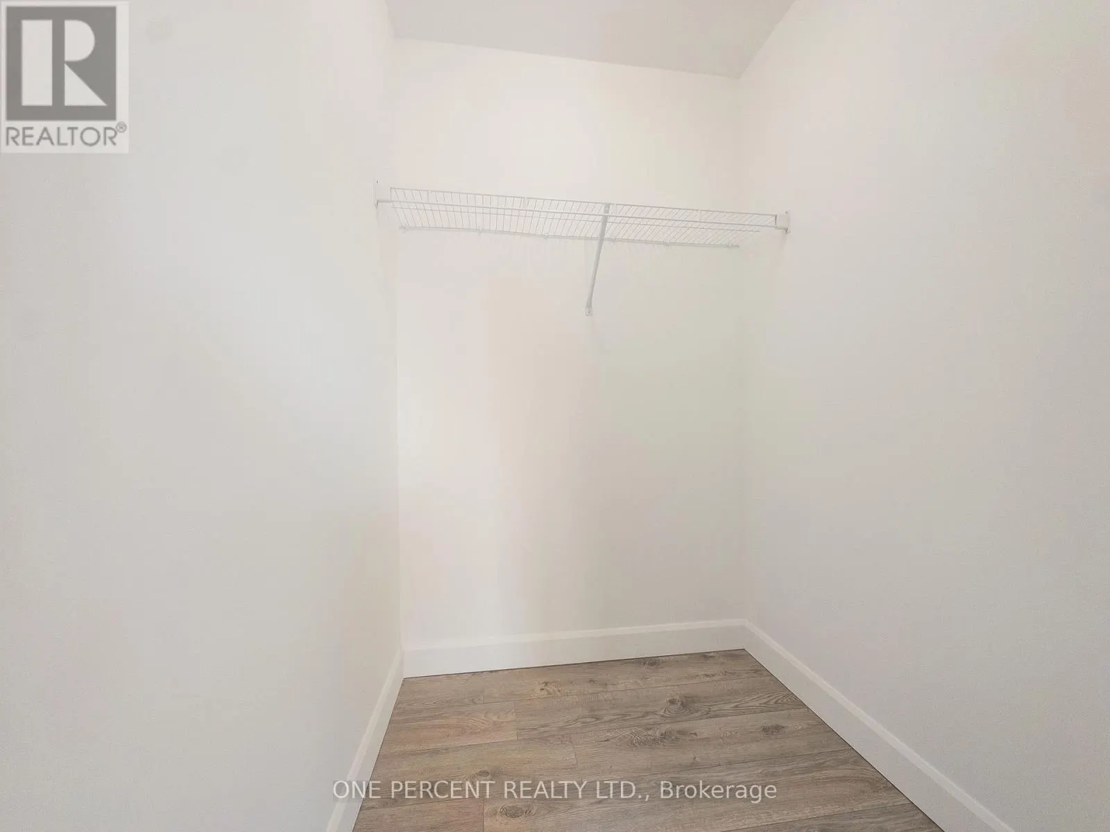 53 LAKEVIEW AVENUE