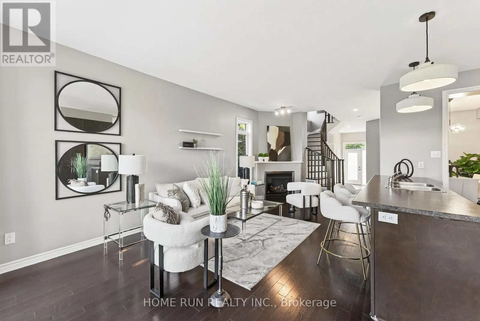 140 KINGHAVEN CRESCENT
