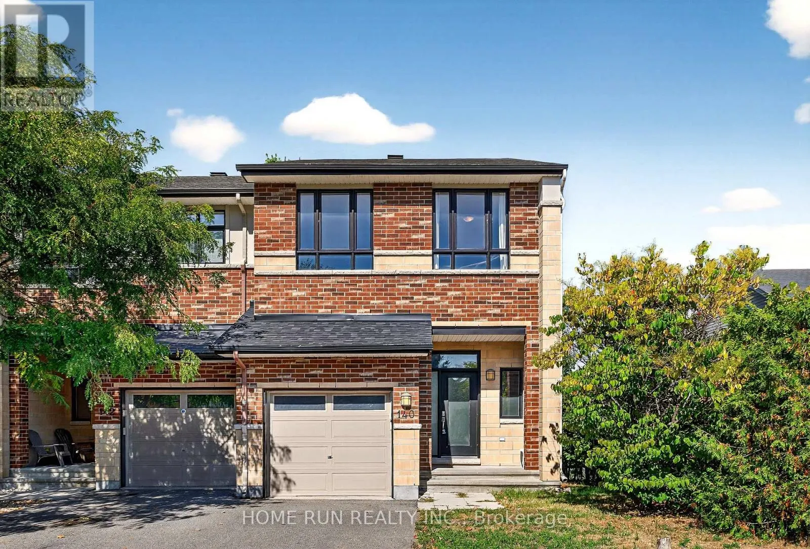 140 KINGHAVEN CRESCENT