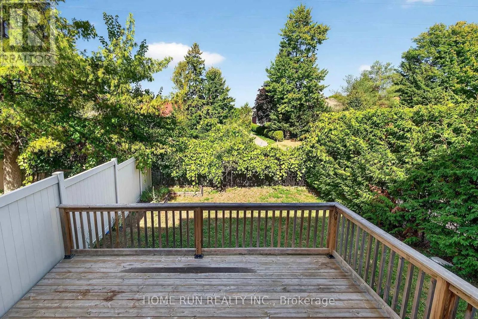 140 KINGHAVEN CRESCENT