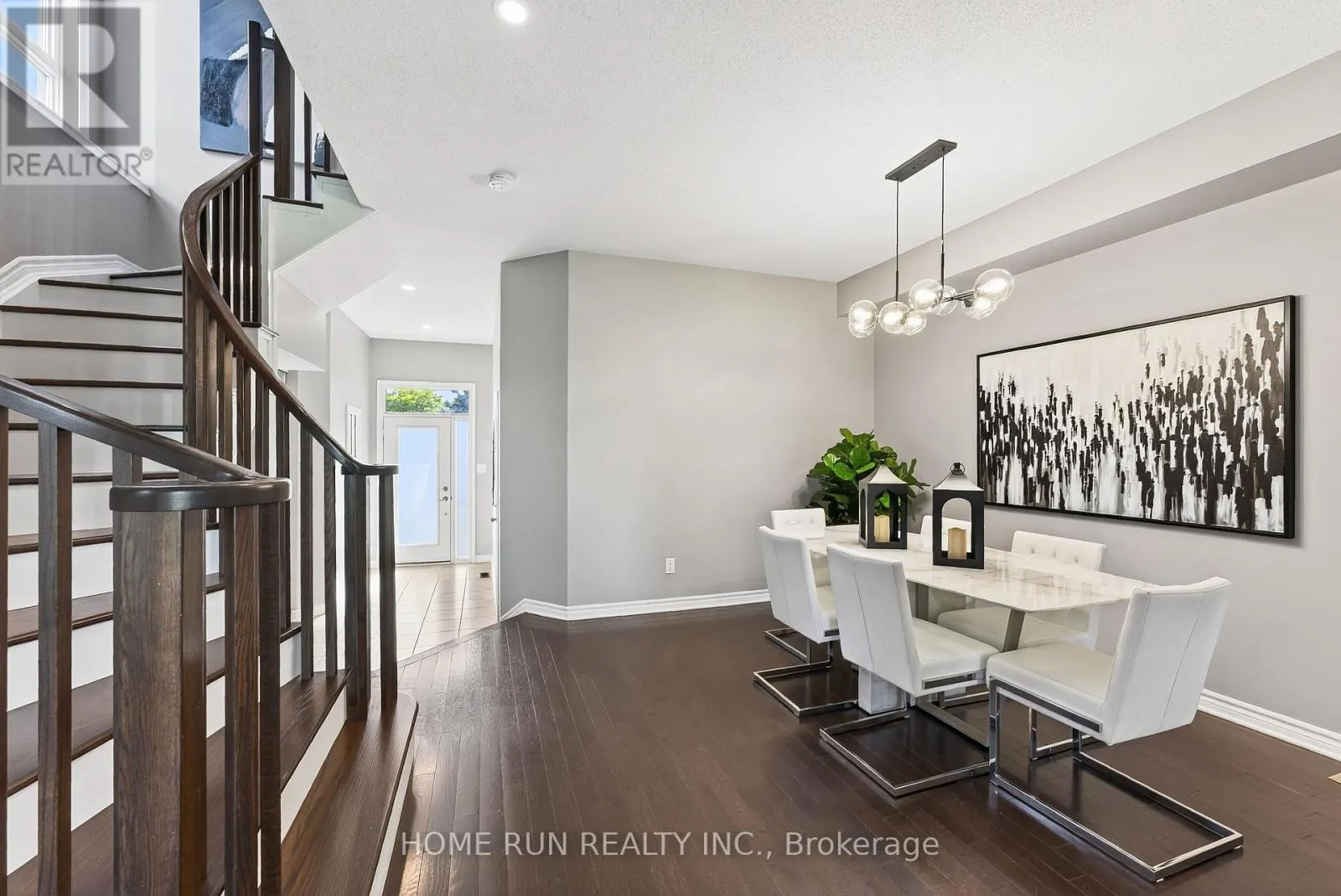 140 KINGHAVEN CRESCENT