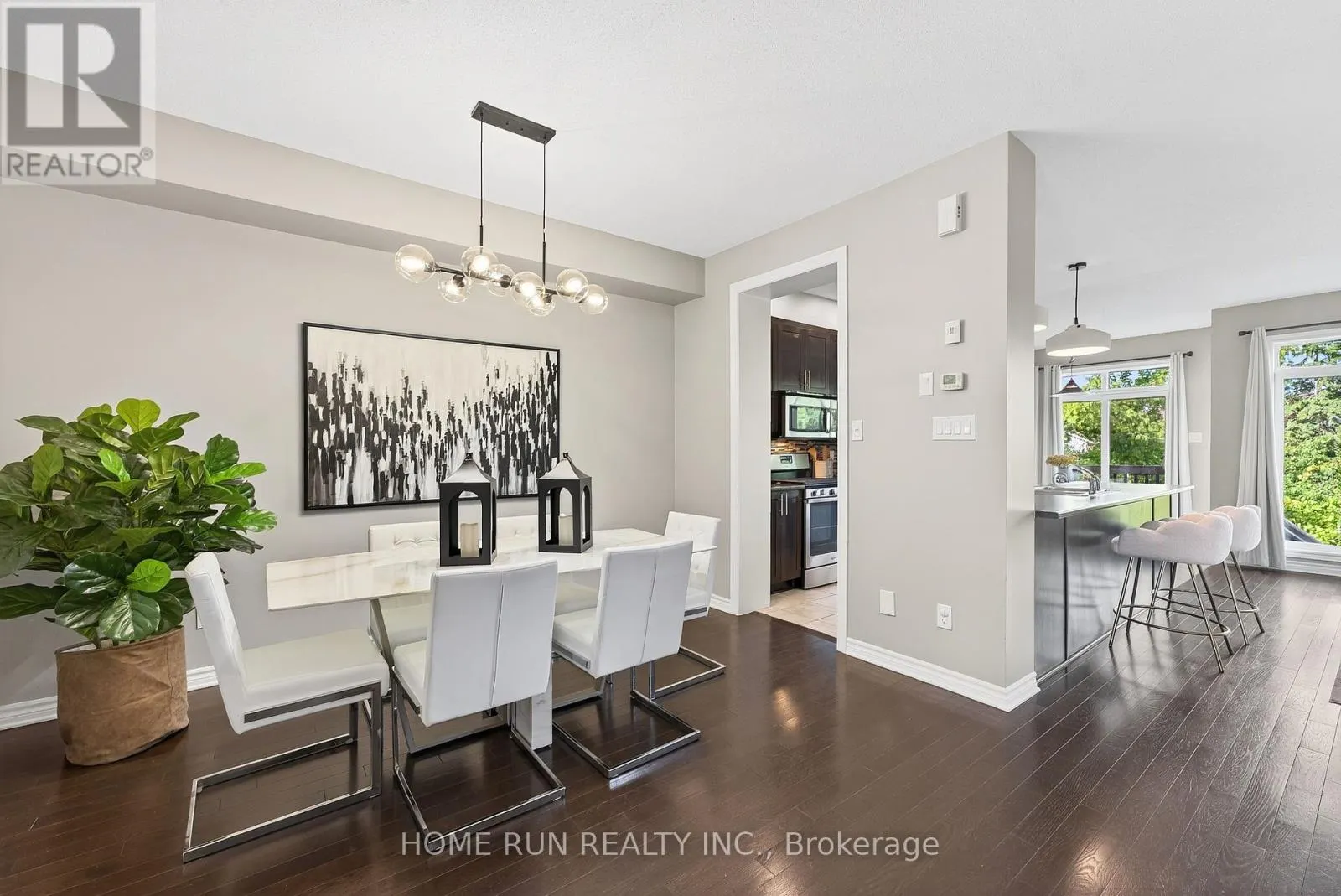 140 KINGHAVEN CRESCENT