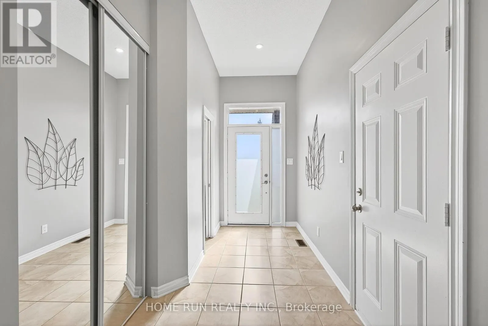 140 KINGHAVEN CRESCENT