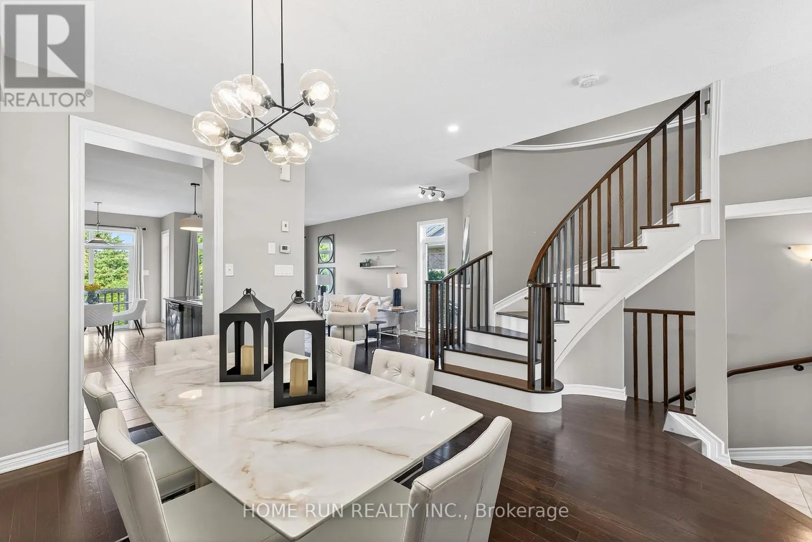 140 KINGHAVEN CRESCENT