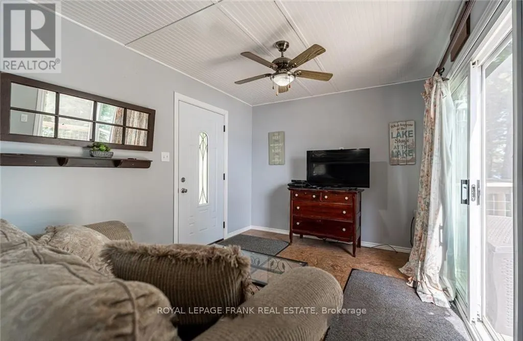 1758 PAPINEAU LAKE ROAD