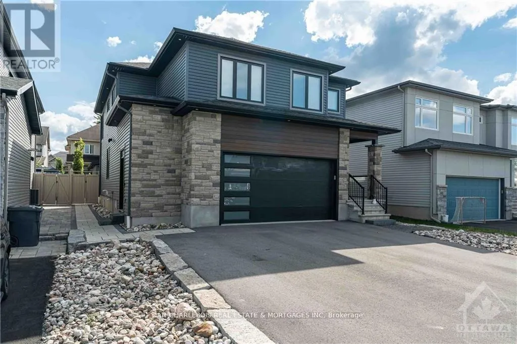 B - 846 ROCKSON CRESCENT