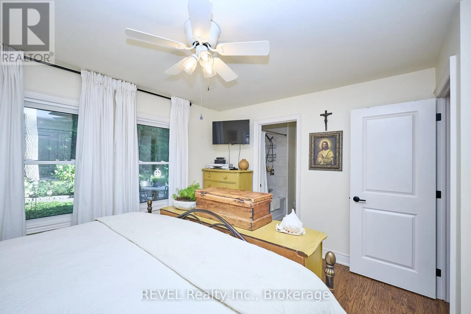 2890 COLONY ROAD