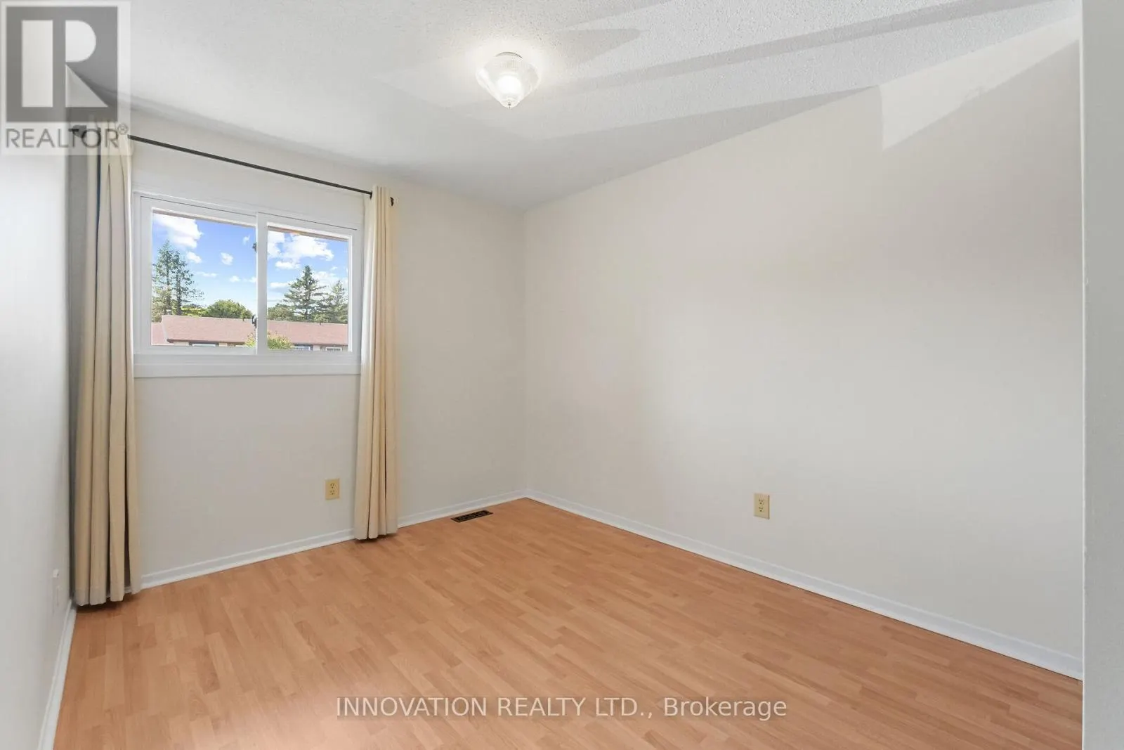 60 - 6247 SUNDOWN CRESCENT