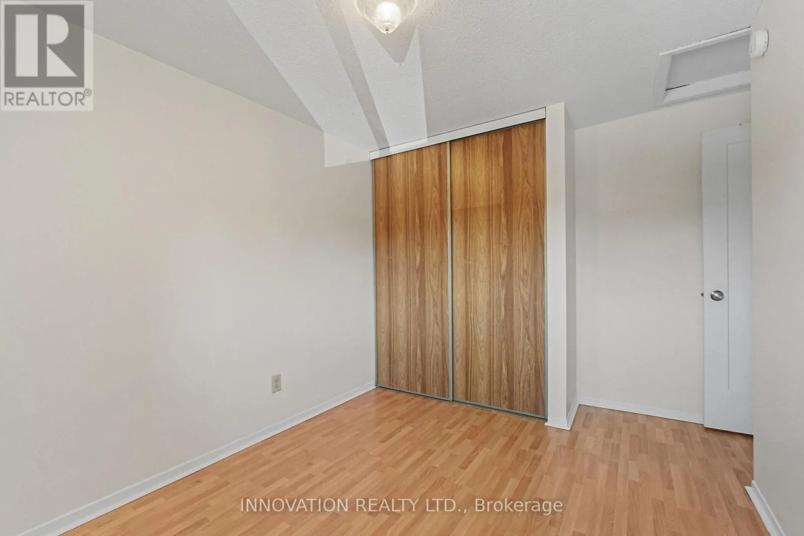 60 - 6247 SUNDOWN CRESCENT