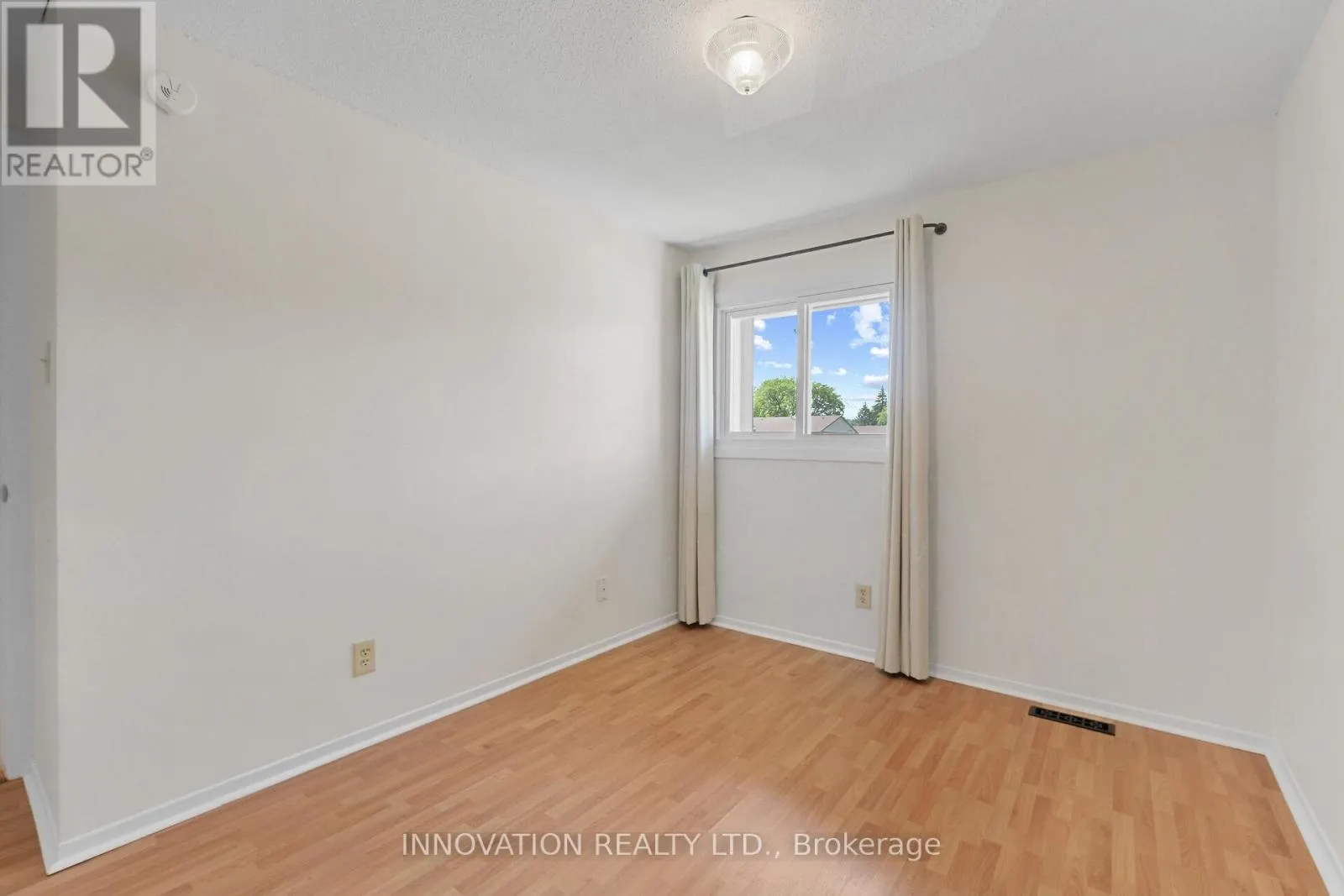 60 - 6247 SUNDOWN CRESCENT