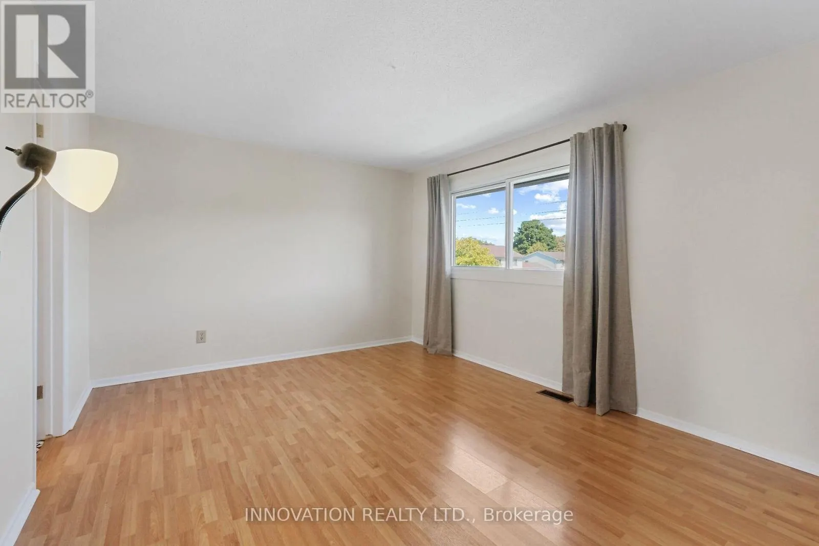 60 - 6247 SUNDOWN CRESCENT