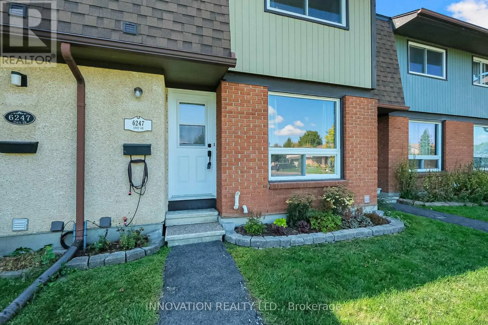 60 - 6247 SUNDOWN CRESCENT