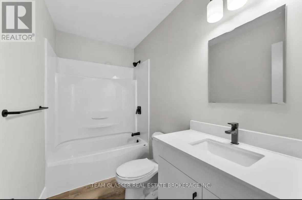 13 - 400 SCENIC DRIVE, #13