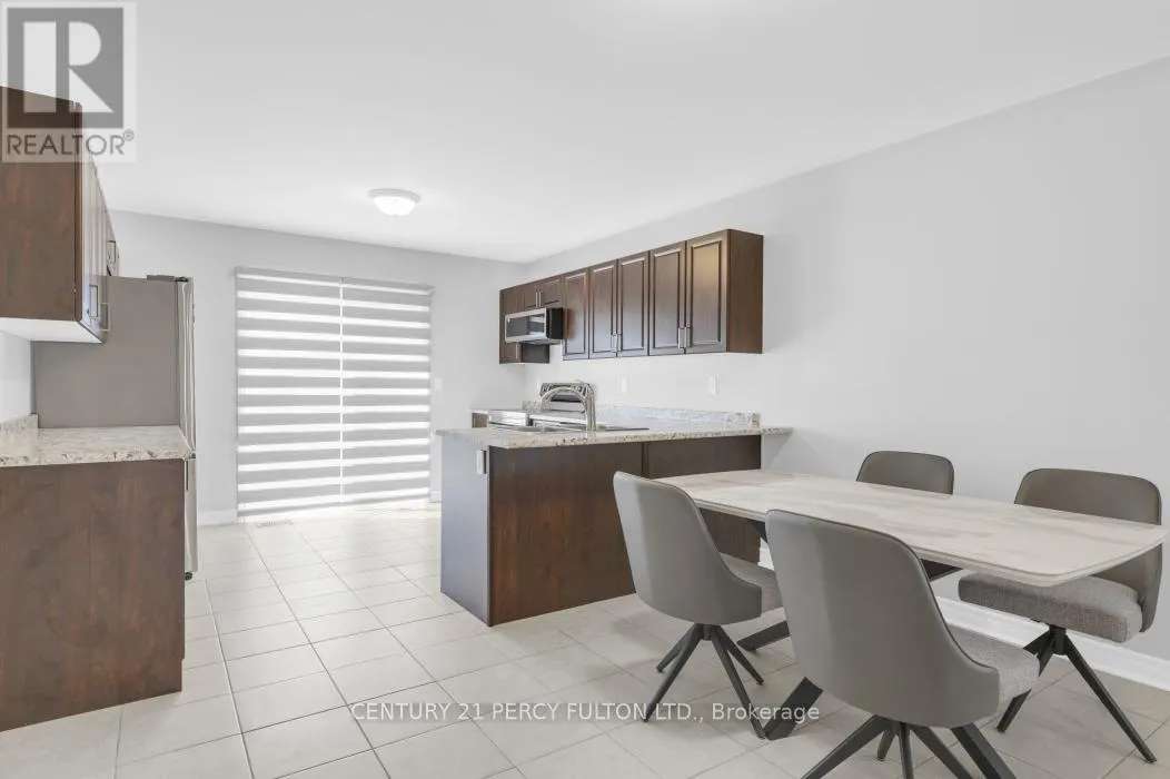 8 BRAEBURN STREET