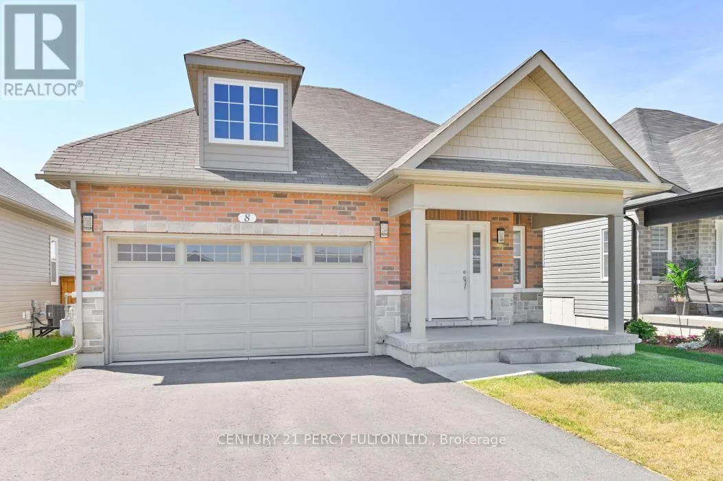 8 BRAEBURN STREET