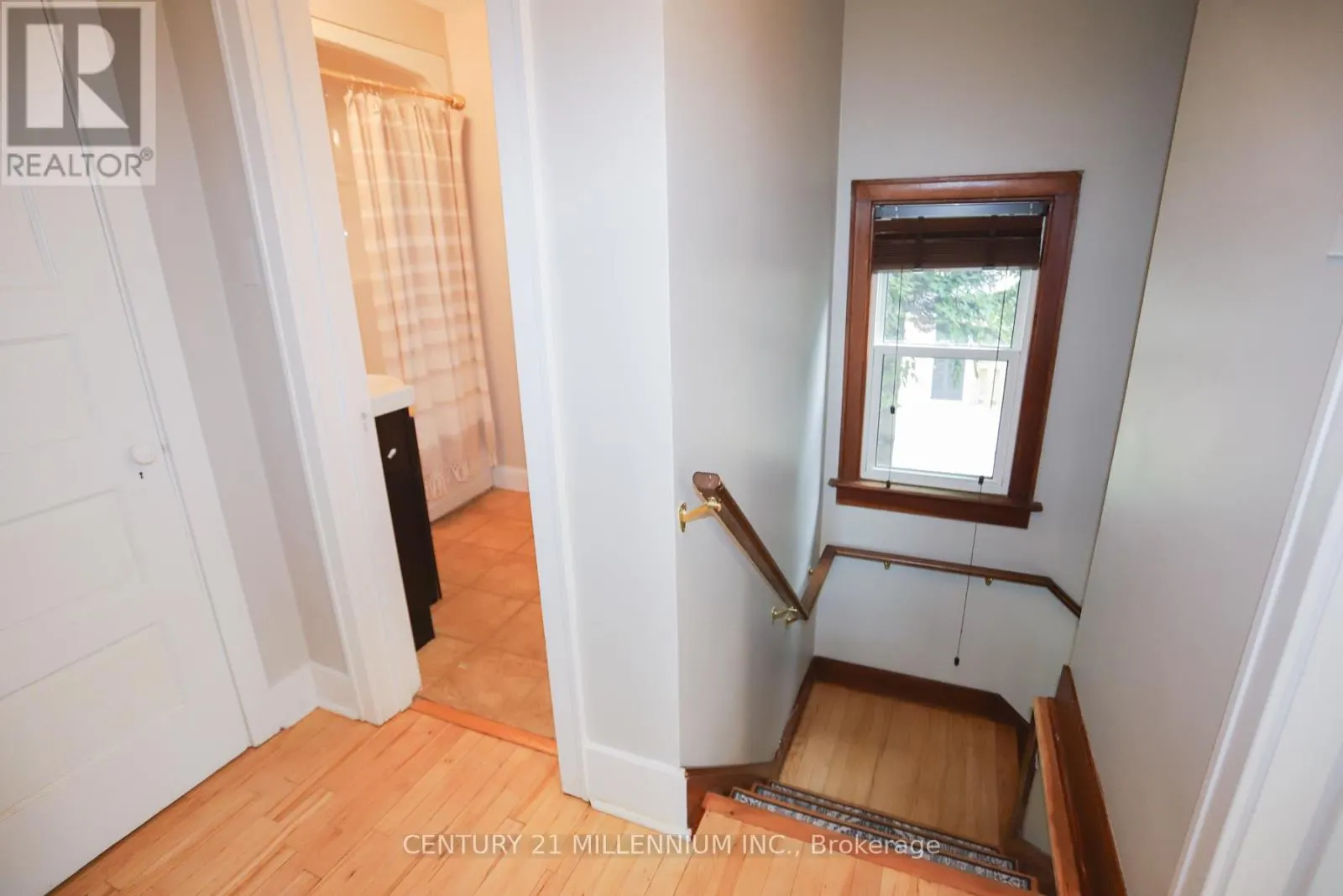 3 RIVERVIEW AVENUE