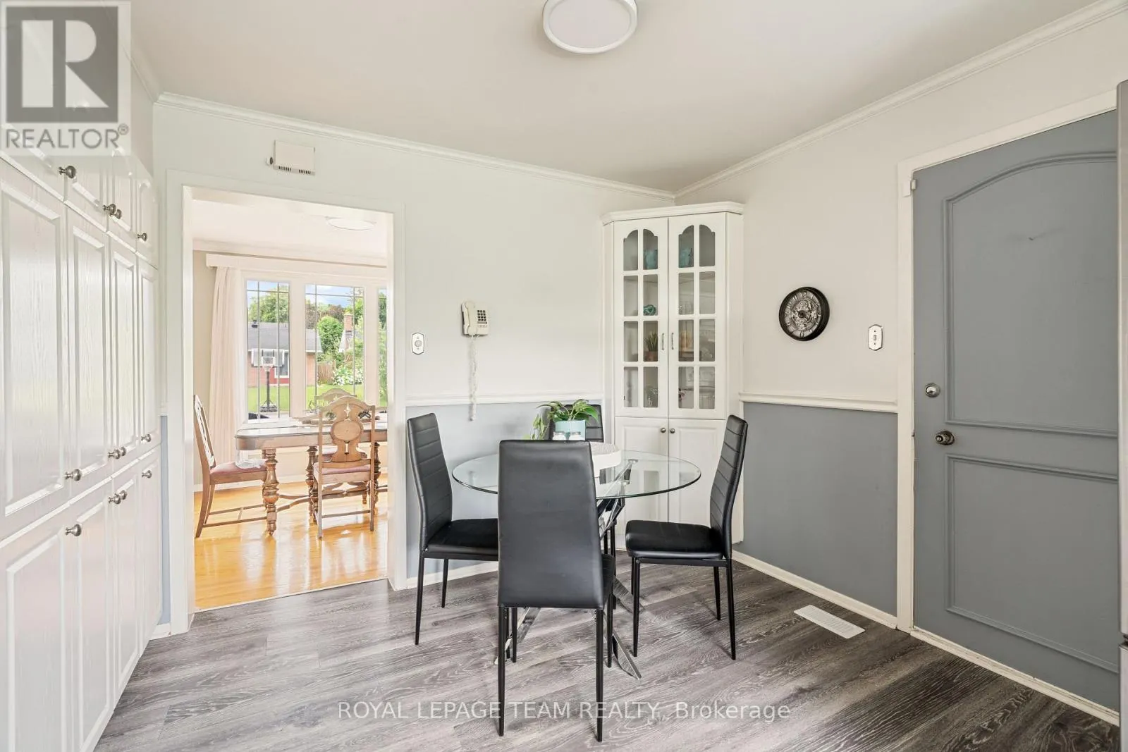 2128 HUBBARD CRESCENT