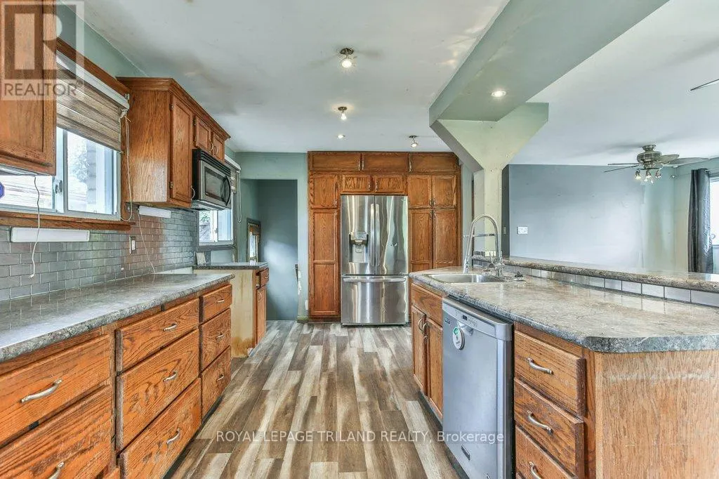 26 PONDEROSA CRESCENT