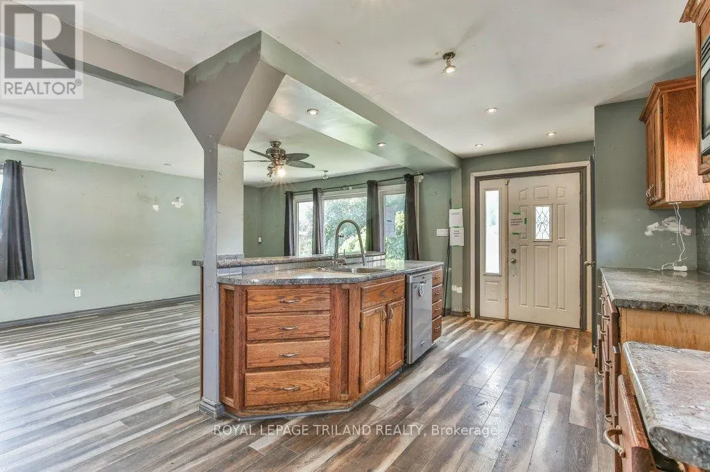 26 PONDEROSA CRESCENT